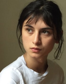 Alma Rechtman as Marta