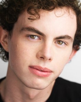 Max MacKenzie