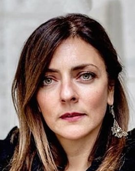 Rena Kyprioti as Niki