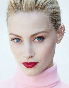 Sarah Gadon