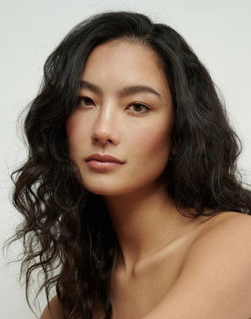 Adeline Rudolph as Diane