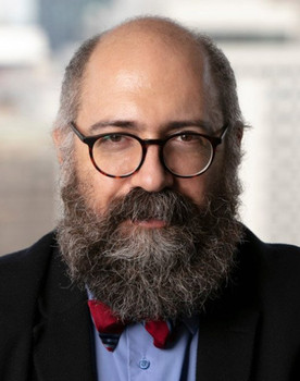 Barış Topçular as Prof. Dr. Barış Topçular (Self)