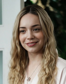 Cosette Hatch as Alice Carter Bennett