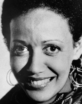 Claire Prieto as Narrator (voice)