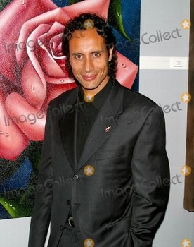 Jesus Nebot as Martin