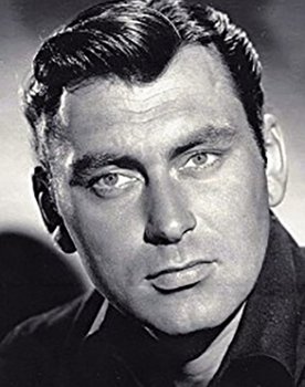 Ken Scott as Esseltine