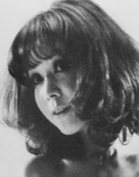 Keiko Aikawa as Mariko Kitazawa