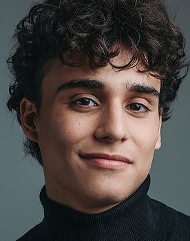 Pedro Goifman as 
