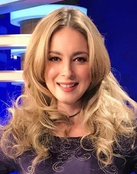 Anaís Salazar as Evangelina de Márquez