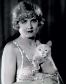 Harriet Hammond as The Rich Wife
