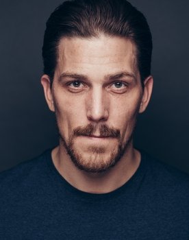 Dan Boie Kratfeldt as Munk