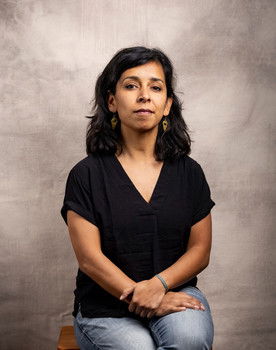 Gabriela Domínguez Ruvalcaba as Narrator / Self