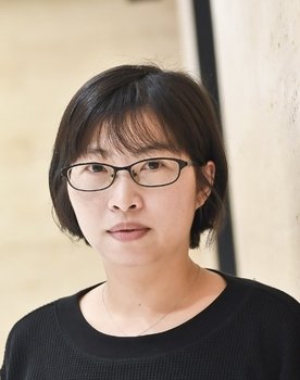 Huang Hui-chen as Self