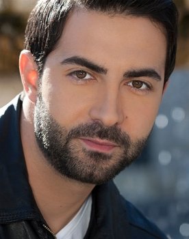 Carlos Azar