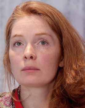 Zoya Popova as Oppuos