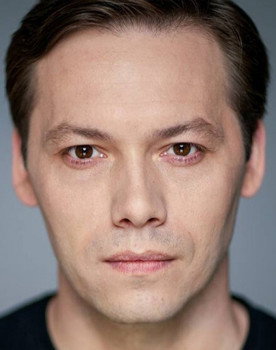 Дамир Миркамилов as 