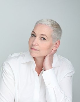 Amy Reid as Waitress