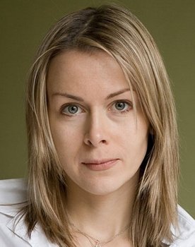 Inna Alekseyeva as Larisa Koretskaya