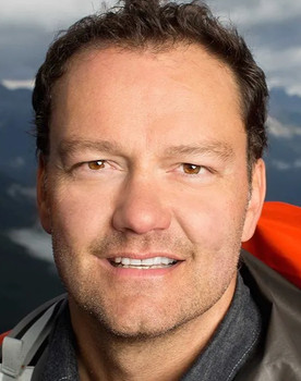 Jamie Clarke as Luke