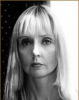 Ekaterina Zinchenko as Miss Mary Morstan