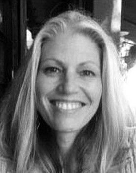 Karen Remijan as Miss Modern