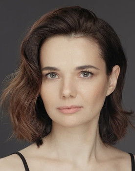 Tatyana Kosmacheva as Zoya