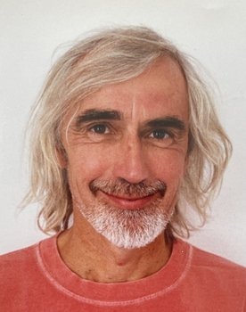 Paul Driessen as The Uncle (voice)