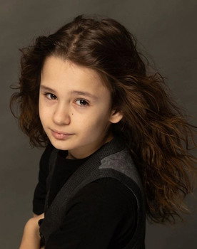 Matteo Callahan as Milo