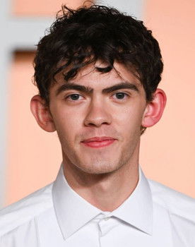 Joe Locke as Charlie Spring