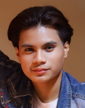 Allen Legazpi as Waiter