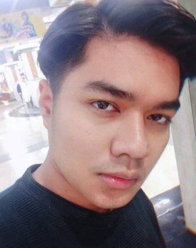 Yourboy Nureee as Kluea Kang