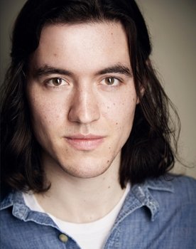 Simon Rabatin as James
