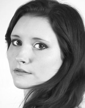 Annie Larkin as Ava Jones