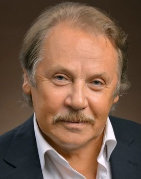Valeriy Alekseyev as 