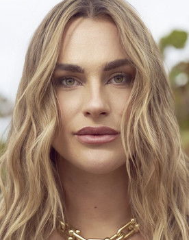 Aryna Sabalenka as 