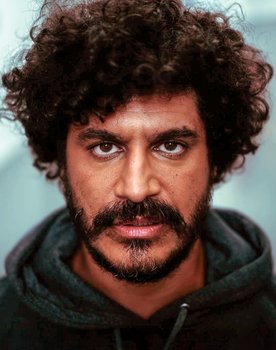 Criolo as Clayton