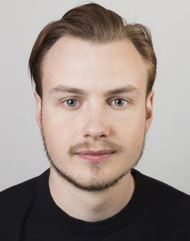 Lukas Orwin as Sven