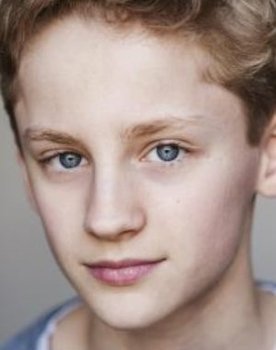 Rudi Goodman as Fred