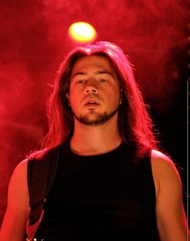 Yves Huts as Bass
