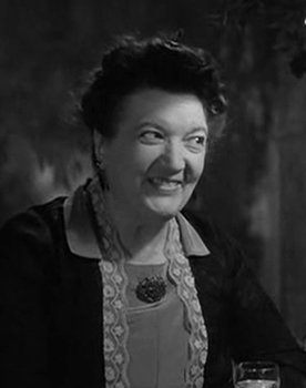 Adrienne D'Ambricourt as Concierge