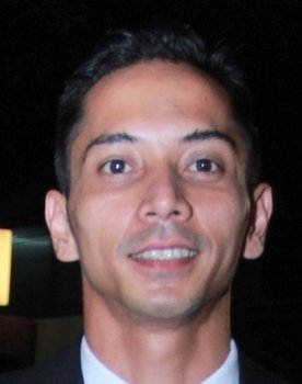 Fauzi Baadila