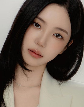 Yun Ha-jeong