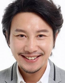 Xu Fan as Deputy Chief Designer of Mobile