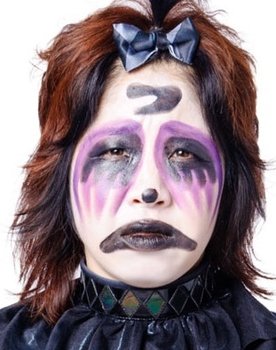 Kaori Yoneyama as Kaori Yoneyama