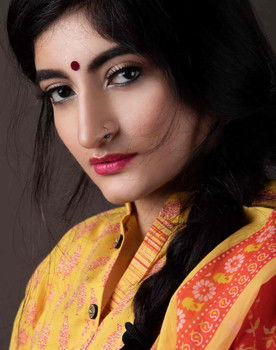 Divvya Bhupinder Adlakha as Roopal