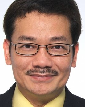 Tony Wong Yuk-Long as Master Qi