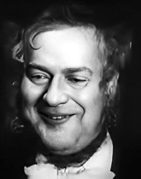 Hans Sternberg as Mann mit dem Bart