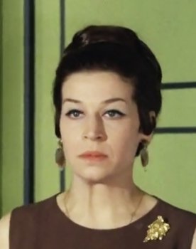 Katerina Yioulaki as Toula