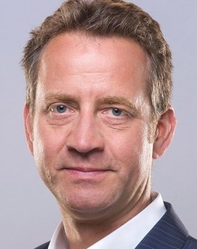 Mark Pougatch as Self