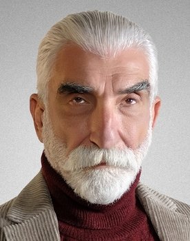Cezmi Baskın as Hilmi